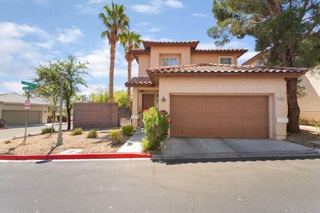 Foto del edificio - Beautiful Home in a Corner Lot!