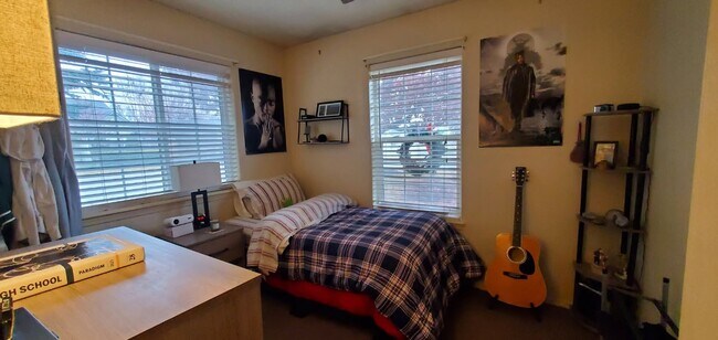 Foto del edificio - 690 N Caracaras Pl