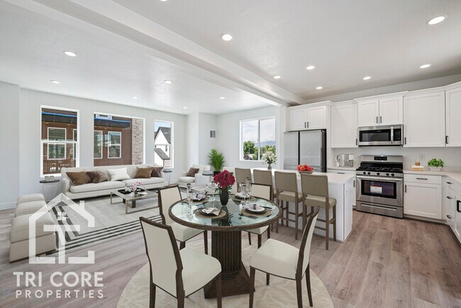 Foto del edificio - Sandy Luxury Townhomes