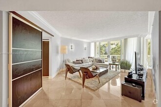 Building Photo - 21055 Yacht Club Dr