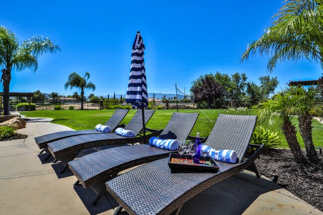 Foto del edificio - 39520 Colleen Way