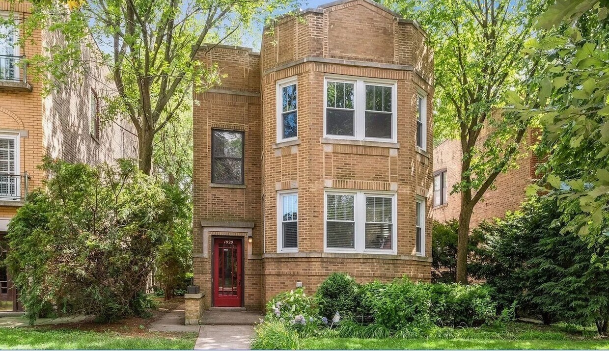 Foto principal - 1020 Austin St