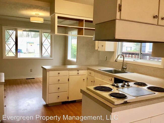 Building Photo - 3 br, 2 bath House - 1743 NE Morgan St.