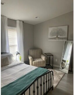 Foto del edificio - 916 Kyle Ave NE