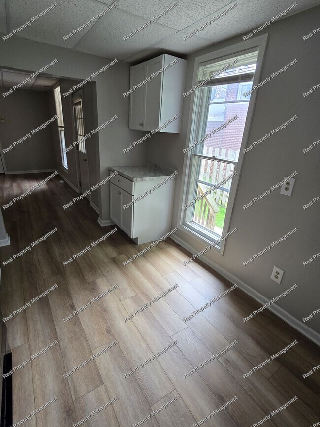 Foto del edificio - Updated 1 Bedroom Apartment