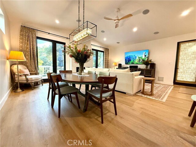 Foto del edificio - 453 E Grand View Ave