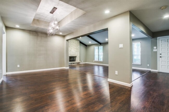 Photo - 7411 Authon Dr House