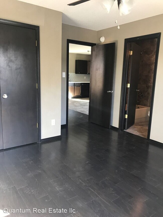 Building Photo - 4 br, 2 bath House - 2923 Neis Street
