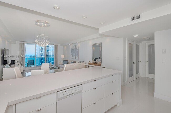 Foto del edificio - 2301 Collins Ave