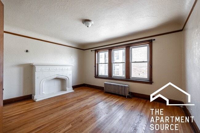 Building Photo - 5559 W Altgeld St