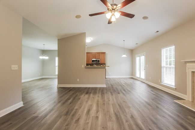 Building Photo - 3732 Wingfield Dr