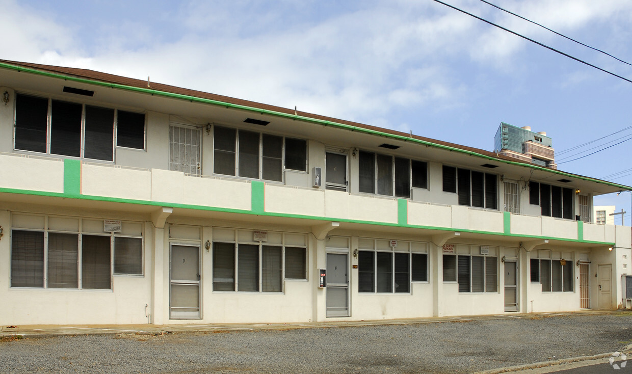 Foto del edificio - Rainbow Court Apartments