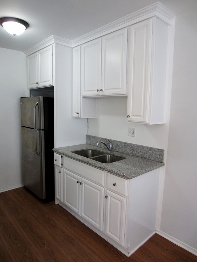 Foto del edificio - 824 11th St