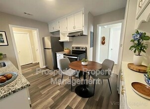 Building Photo - 4617 Rosemont Dr