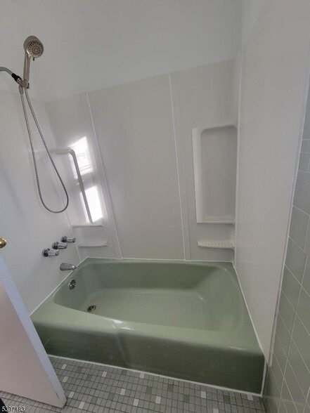 Photo - 15 Broad St House