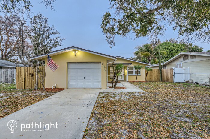 Foto principal - 6075 3rd Avenue South, St. Petersburg, FL,...