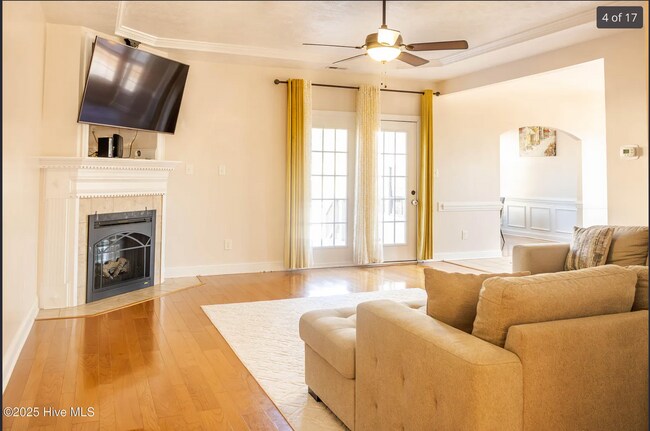 Foto del edificio - 164 Blue Oak Dr