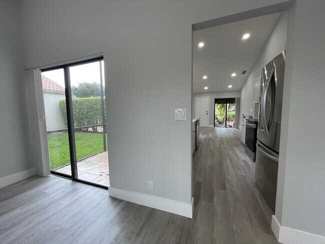 Building Photo - 6498 Las Flores Dr