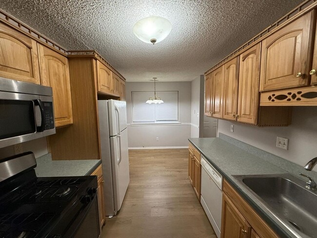Building Photo - Beautiful 2-Bedroom, 1.5-Bath Home for Rent in Sewell, NJ