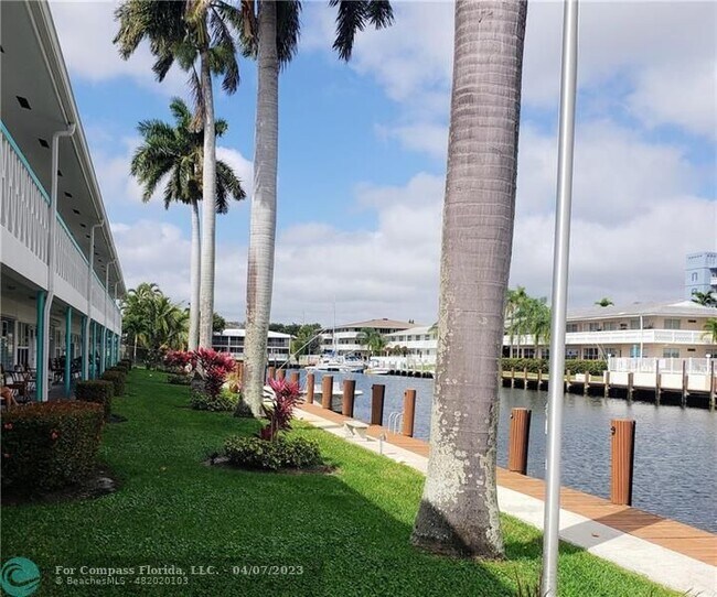 Foto del edificio - 2841 NE 32nd St