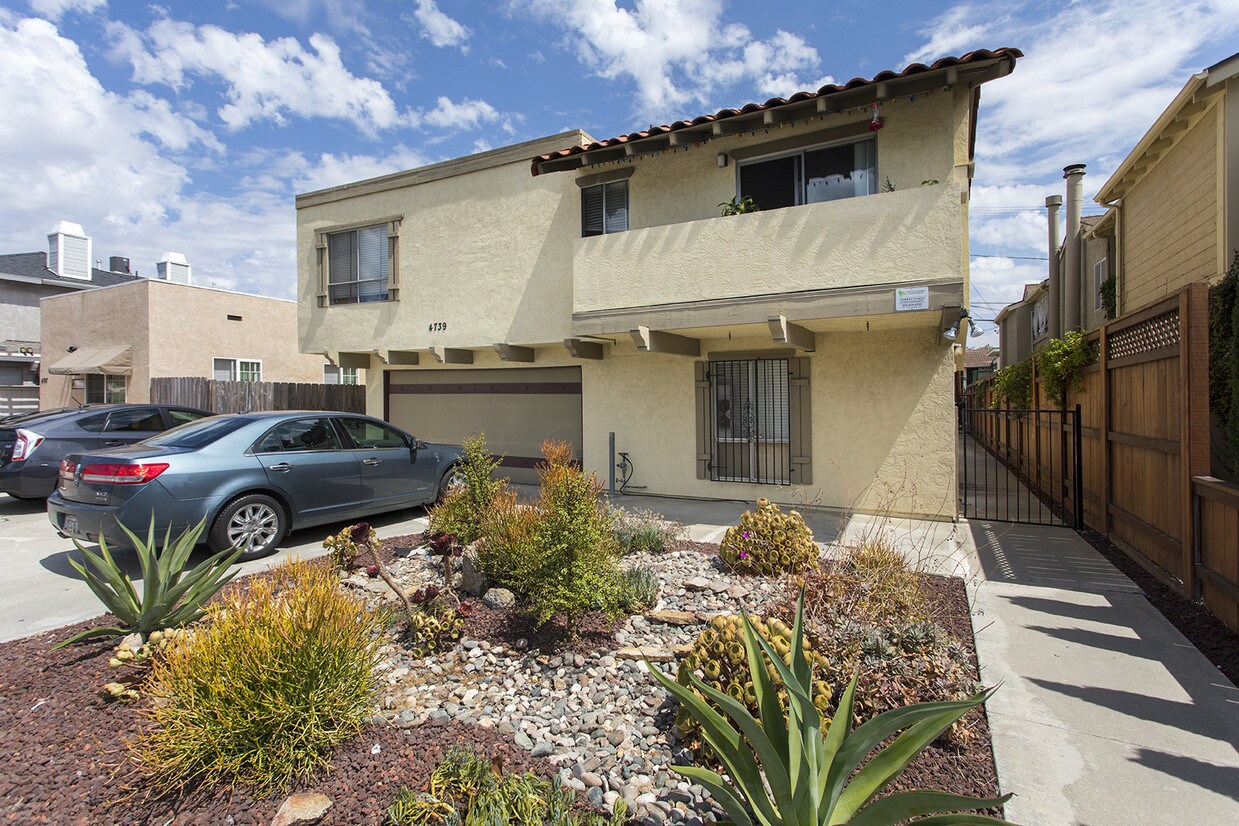 Foto principal - 4739 Mansfield St