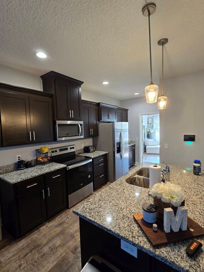 Foto del edificio - 129 Downy Ct