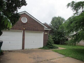 Building Photo - 1811 Lion-Heart Dr