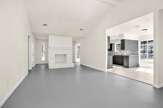 Building Photo - 2126 Millhouse Rd