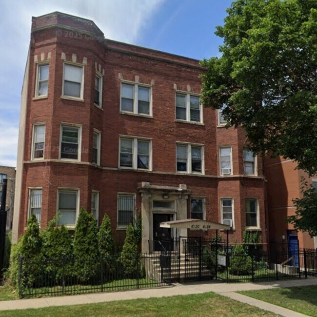 Building Photo - 6130 S Prairie Ave