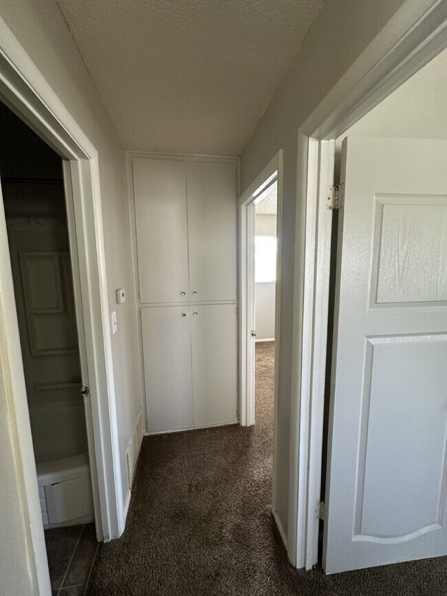 Foto del edificio - 3423 W Good St