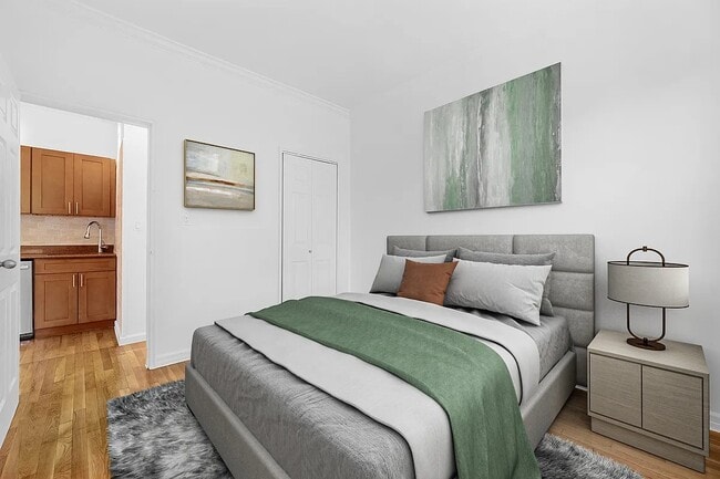 Foto del edificio - 69 1/2 Morton Street