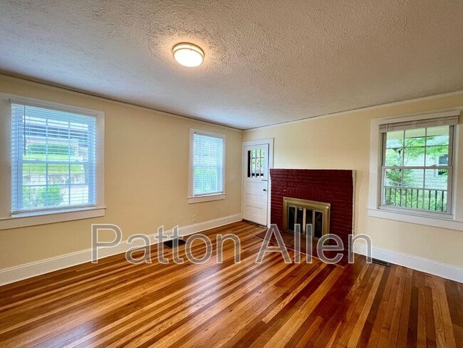 Building Photo - 145 Blanton St