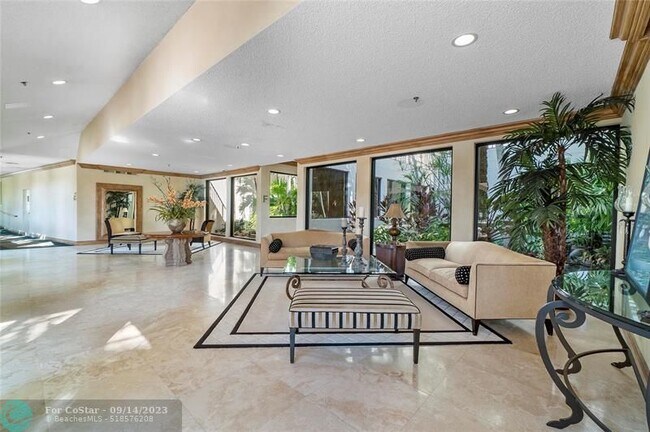 Foto del edificio - 7351 Promenade Dr