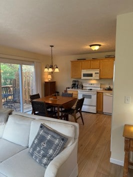 Building Photo - 1761 St Joseph St