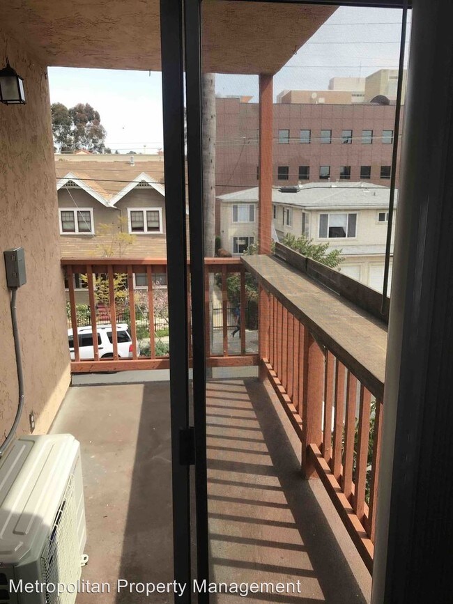 Building Photo - 4120 3rd Ave