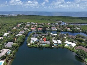 Building Photo - 415 Rovino Ave