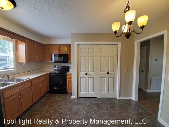 Building Photo - 3 br, 1.5 bath House - 412 Eddy Street