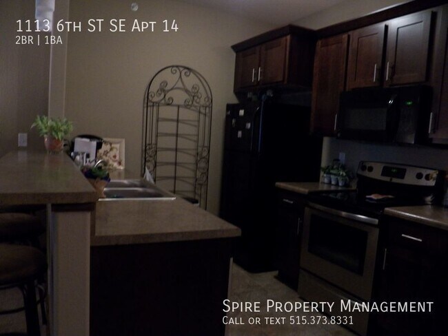 Building Photo - Newer 2 Bed in Newbo District