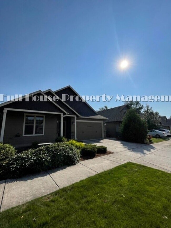 Foto del edificio - 3 br, 2 bath House - 906 Pennington