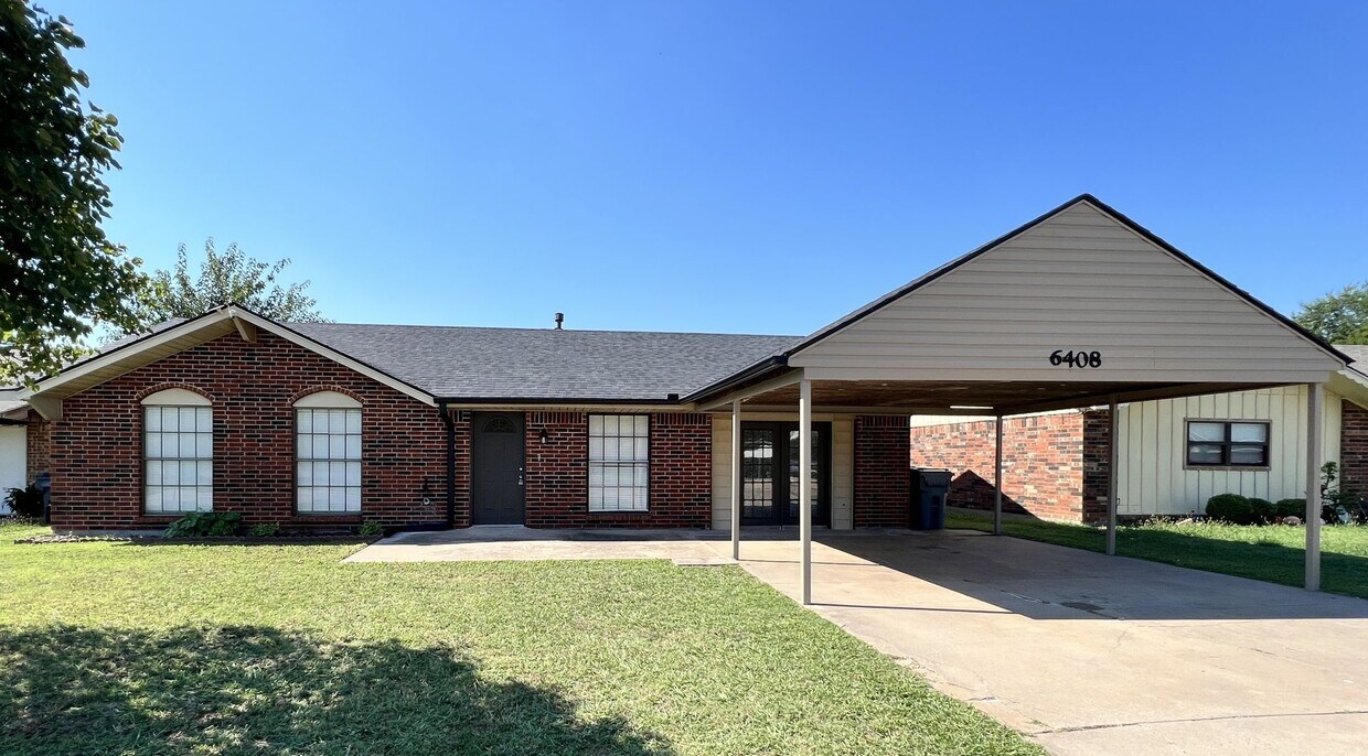 Primary Photo - 6408 NW Oak Ave