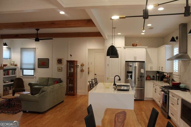 Foto del edificio - 232 Wilbur Ave SE