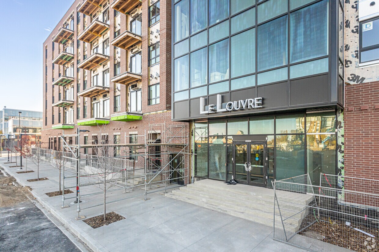 The Louvre Apartments 2504 110 St NW Edmonton, AB