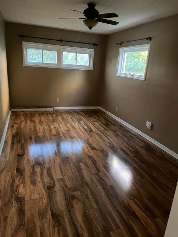 Building Photo - 704 Wilson Ave