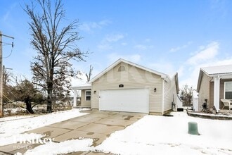 Building Photo - 100 Eisenhower Dr