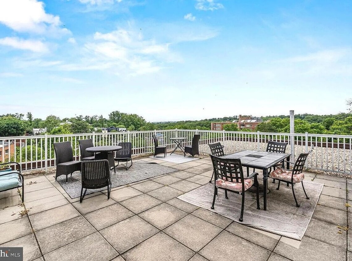 Great 2 Bed / 1 Bath Apartment near Embass... - Great 2 Bed / 1 Bath Apartment near Embass...