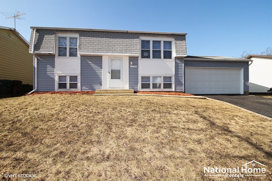 Primary Photo - 17720 Devon Dr