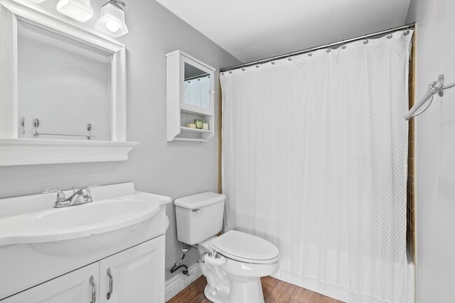 Building Photo - 3791 NW 84th Ave