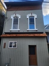 Building Photo - 1019 John St