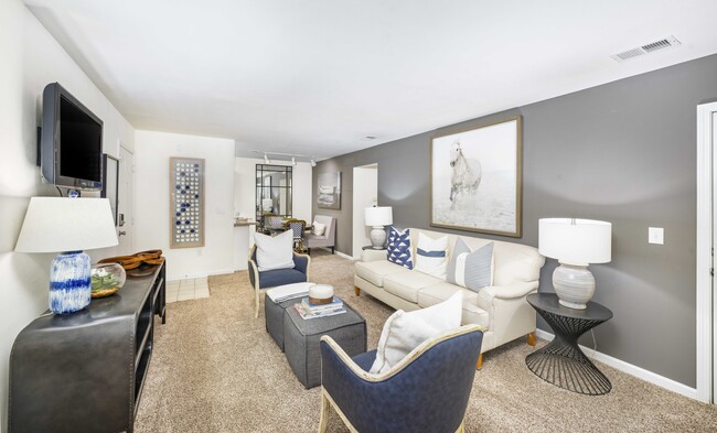 Building Photo - MAA Legacy Park