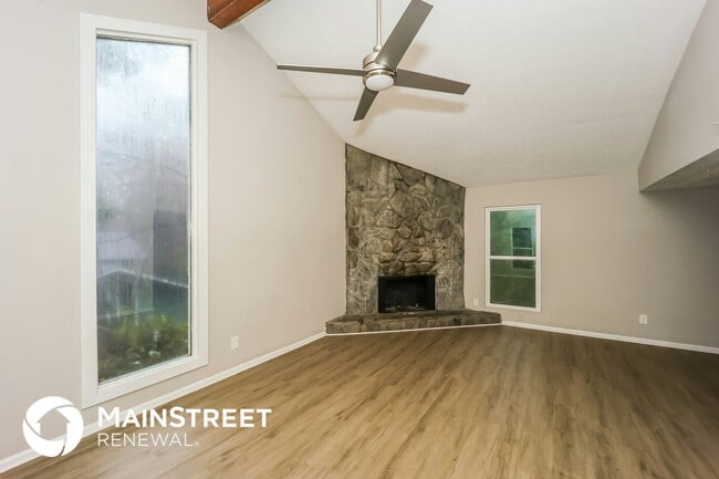 Building Photo - 4433 Woodbank Ln